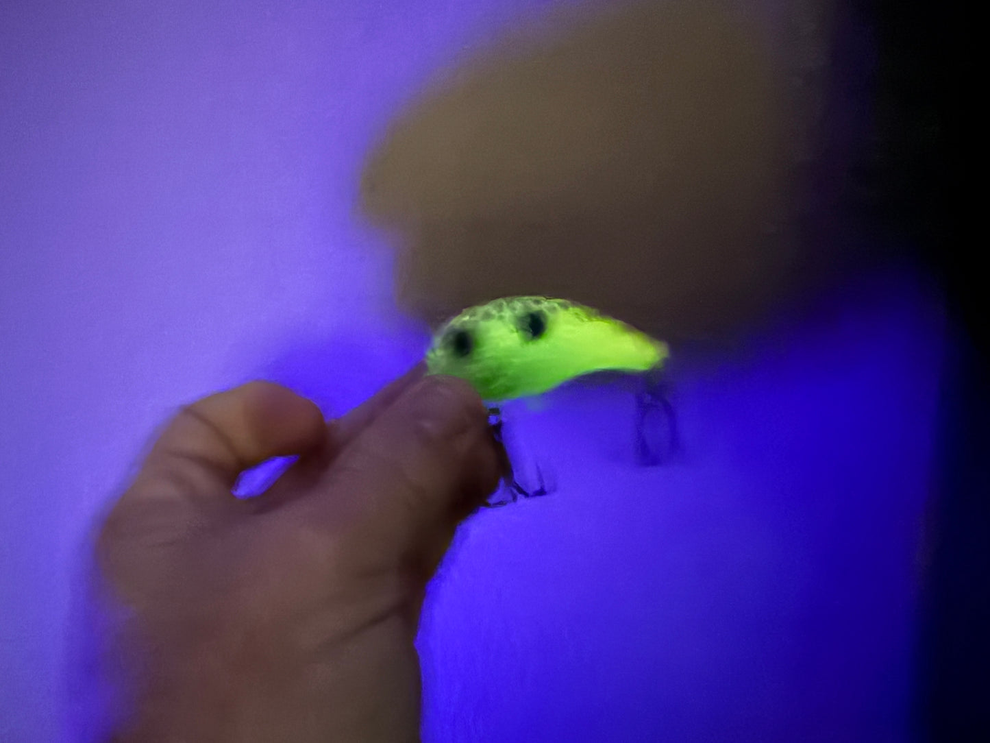 Amber Assassin Mini Wake Bait (Glow Green)